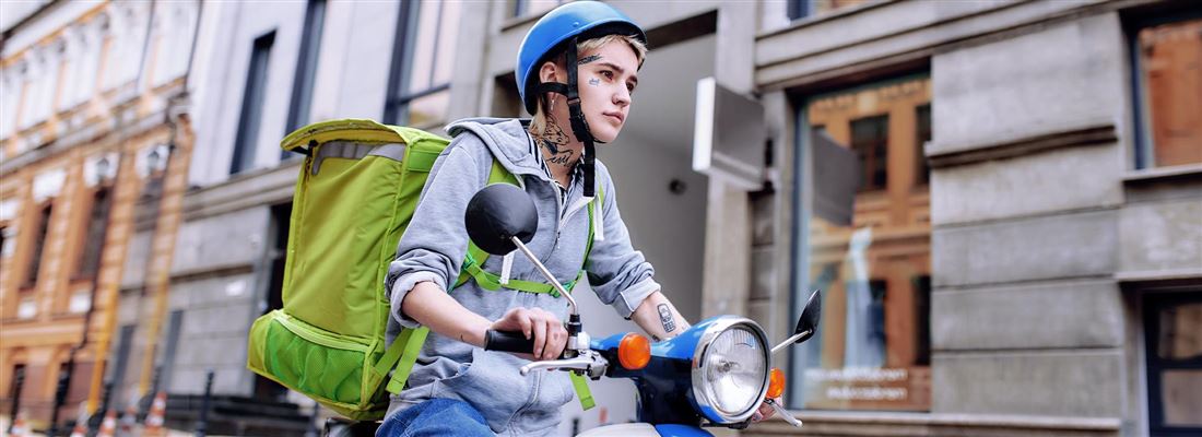 16 legit national chains that hire at 15 years old