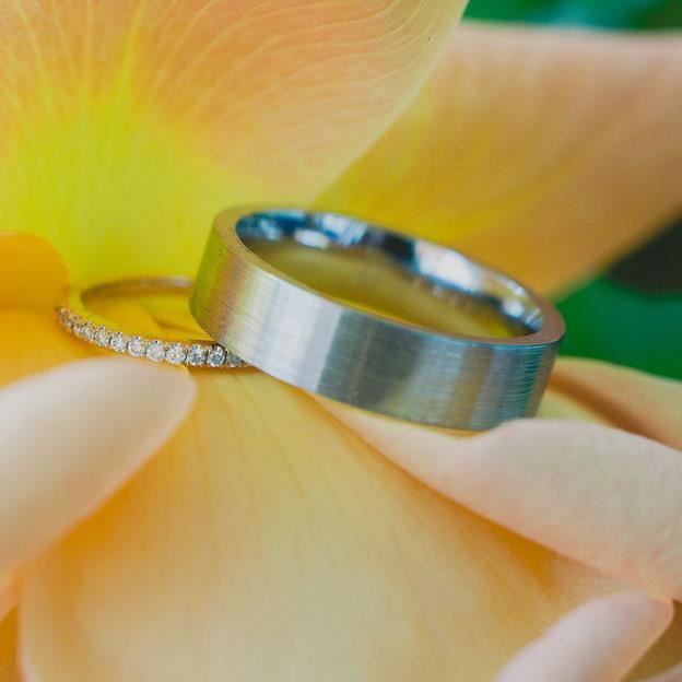 Oval Diamond / Lab Diamond Halo Unique Engagement Ring & Two iceland  Nesting Bands, Vintage Wedding Three Rings Set antheia - Etsy