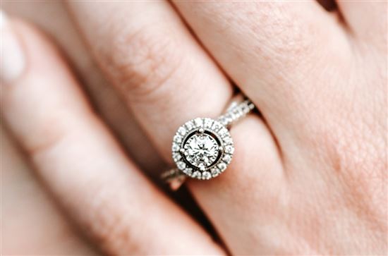 Engagement Rings - Solitaire Diamond Rings For Engagement/Wedding at Best  Prices in India | SarvadaJewels.com