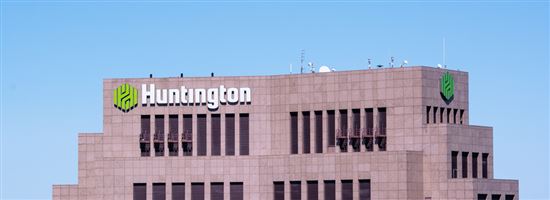 Tim Evanson (CC BY 2.0) https://www.flickr.com/photos/timevanson/25661914275/in/photolist-F6E24R-G9ph5k-2m63mpj-EX1FtN-8p22XJ-2df17bp-deVy3y