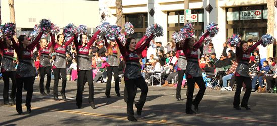Marching Tribes © Prayitno (CC BY 2.0) https://www.flickr.com/photos/prayitnophotography/12154337695 Marching Tribes