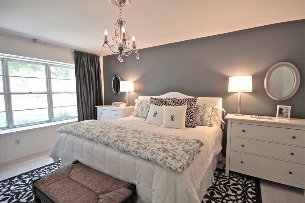 Average Bedroom Size May Surprise You, Minimum Room Size For Queen Bed