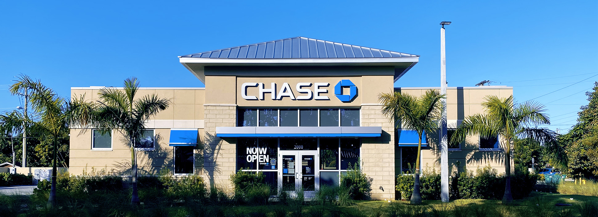 chase bank open near me now